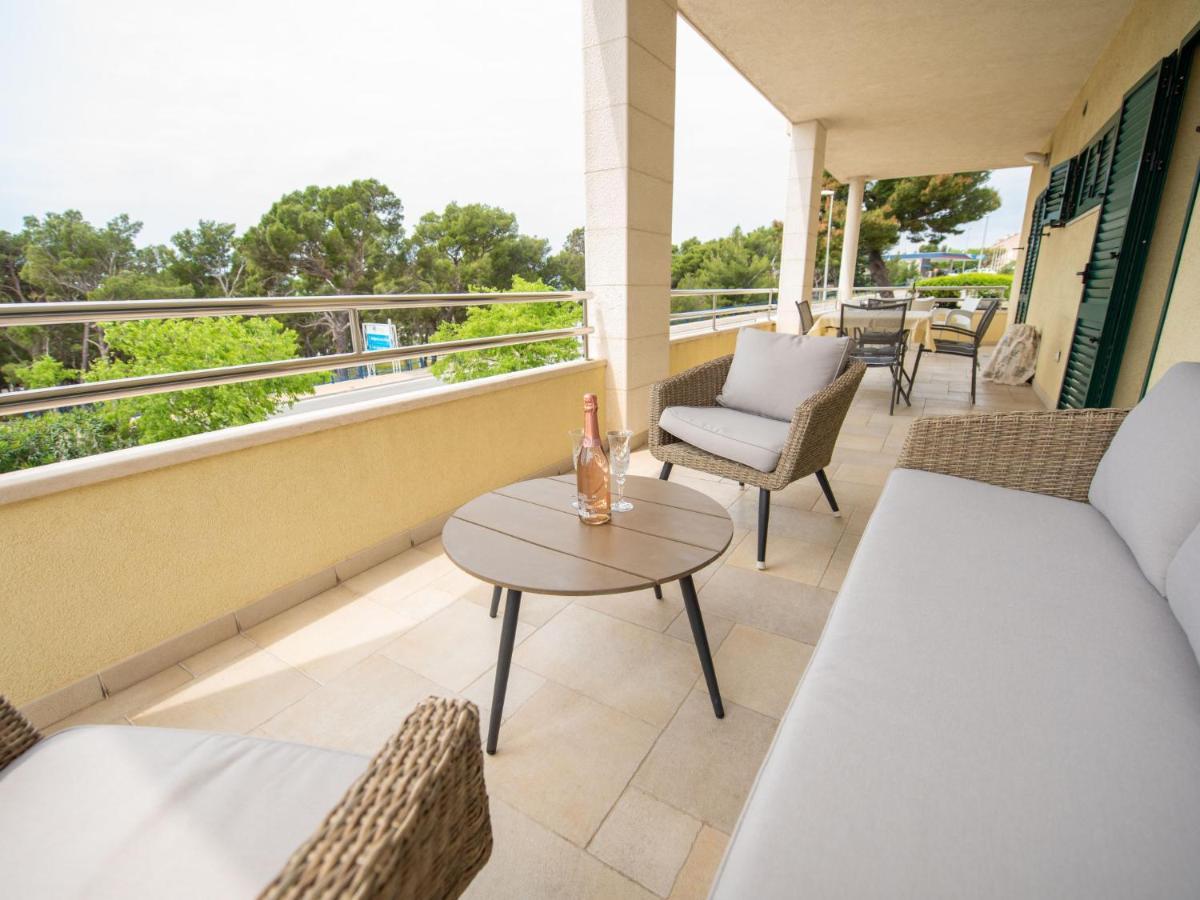 Matko By Interhome * Makarska